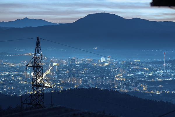 Bagaimanakah Kabel Kuasa HV, MV dan LV Memastikan Pengagihan Elektrik Boleh Dipercayai?